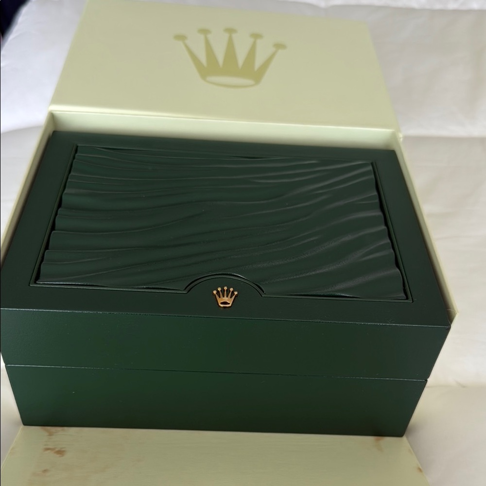 Rolex Green and Gold Box